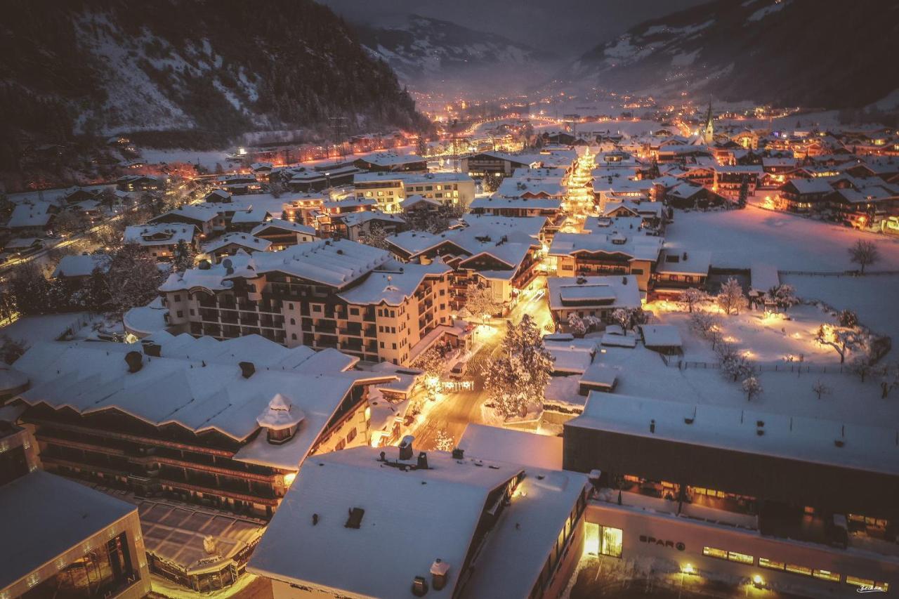 Strass - Sport&Spa Hotel Mayrhofen Exterior foto