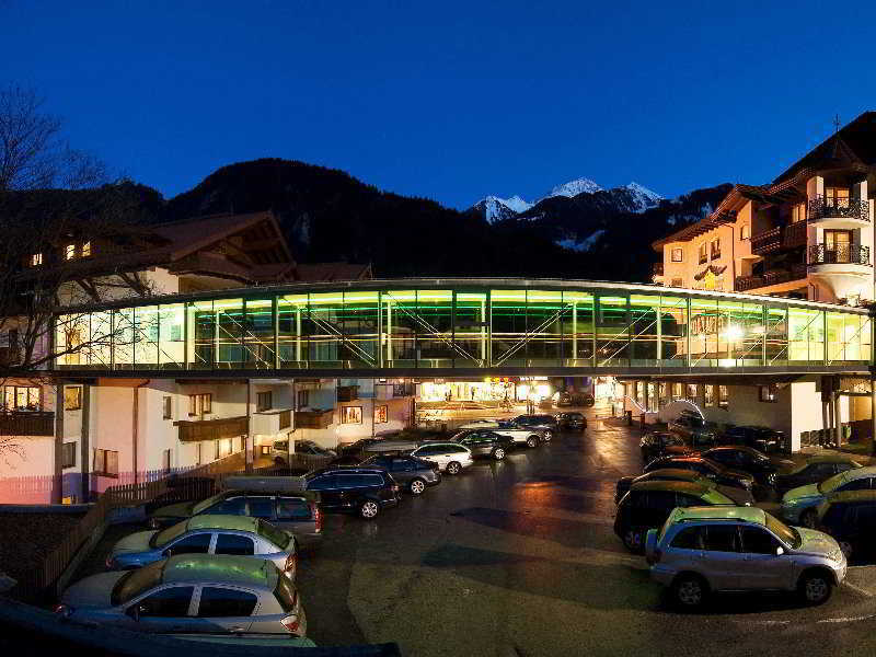 Strass - Sport&Spa Hotel Mayrhofen Exterior foto